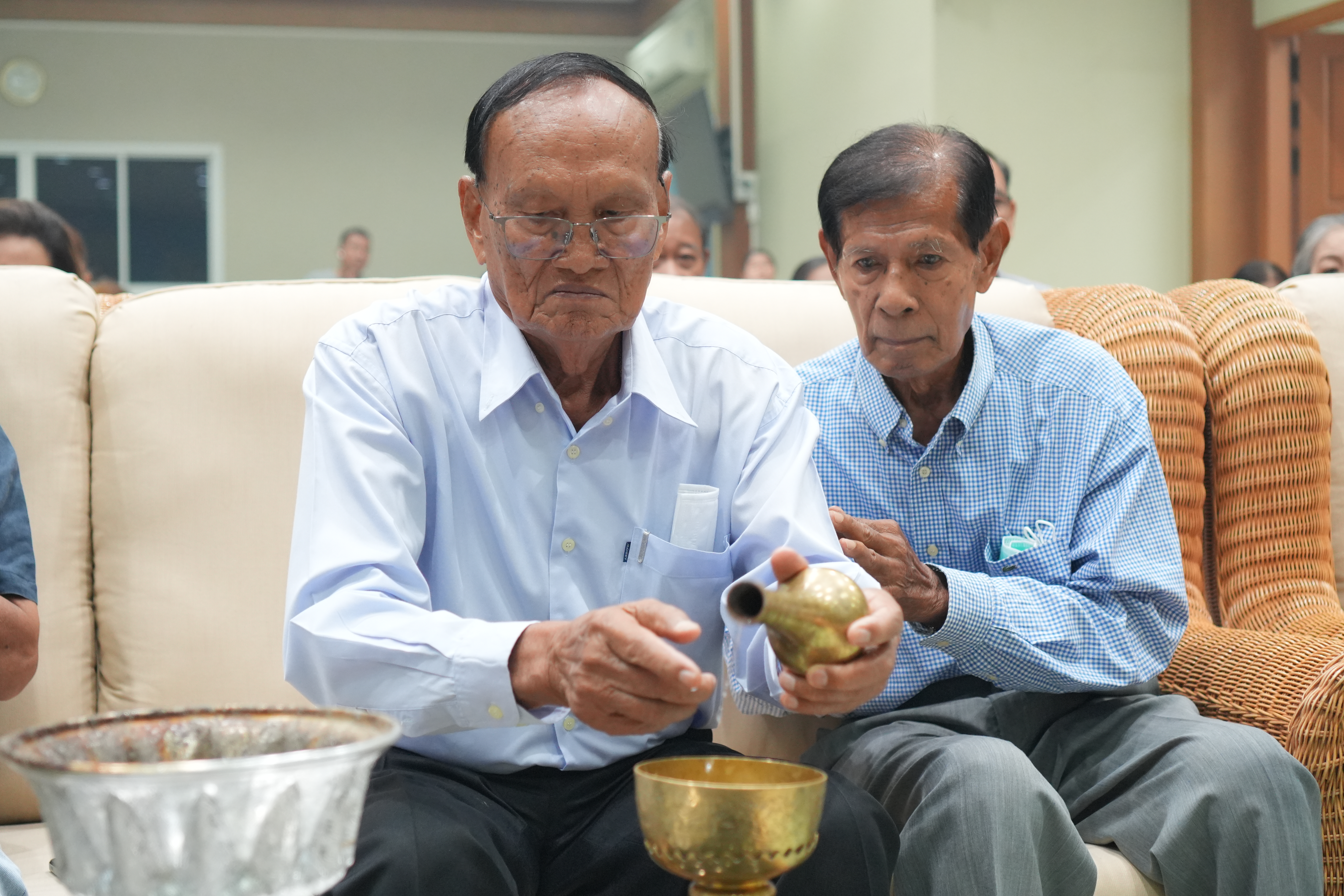 title - ชมรมผู้สูงอายุ ส.ป.ก. จัดพิธีทำบุญอุทิศส่วนกุศลให้ข้าราชการ/เจ้าหน้าที่ ส.ป.ก. ที่ล่วงลับไปแล้ว